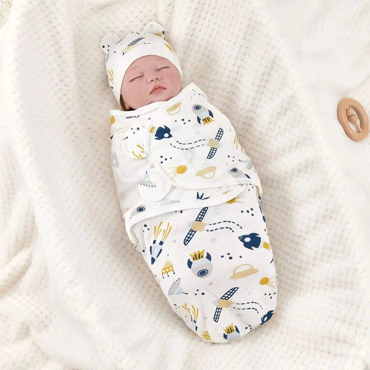 Newborn Swaddle Blanket & Hat Set