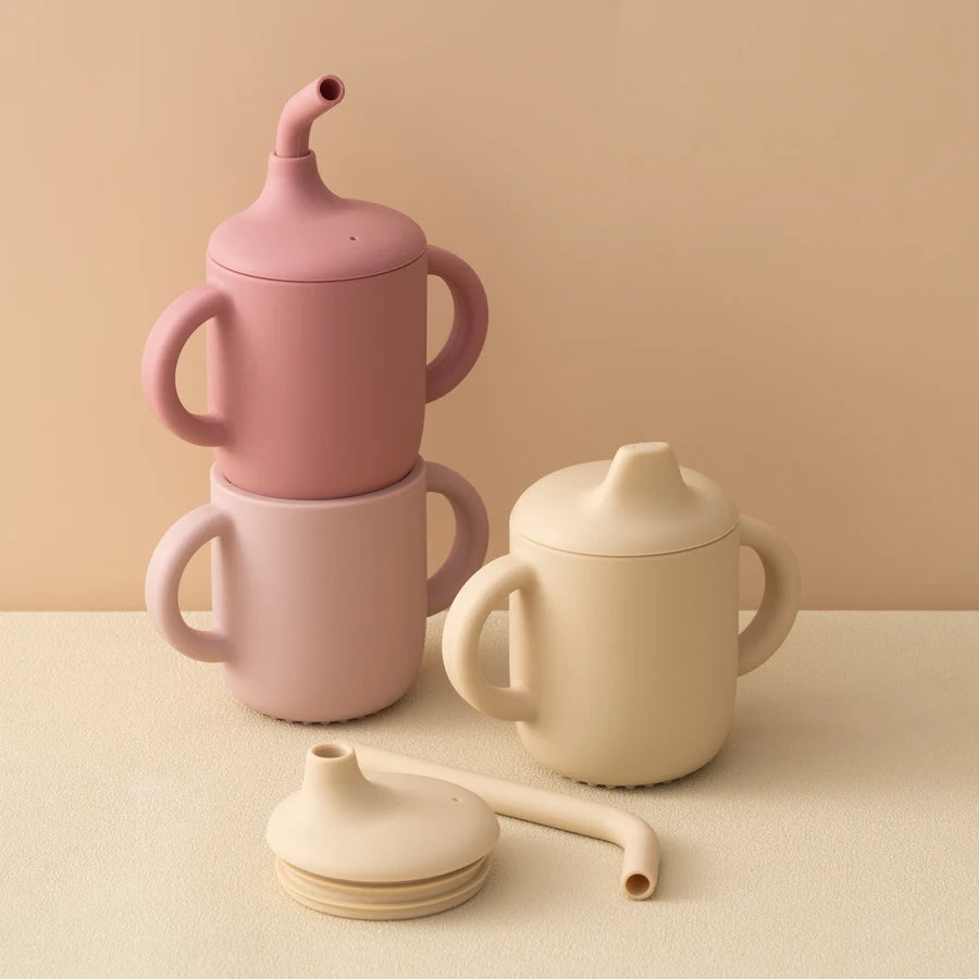 Silicone Straw Cup with Dual Lids